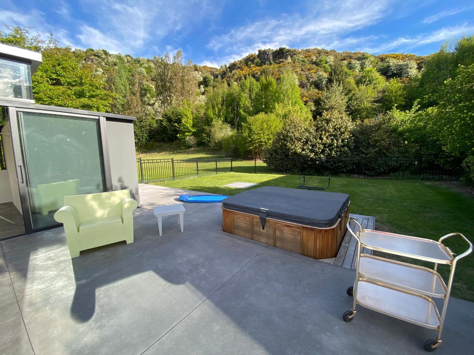 Wharenui Holiday Home By Majordomo Arrowtown Eksteriør billede
