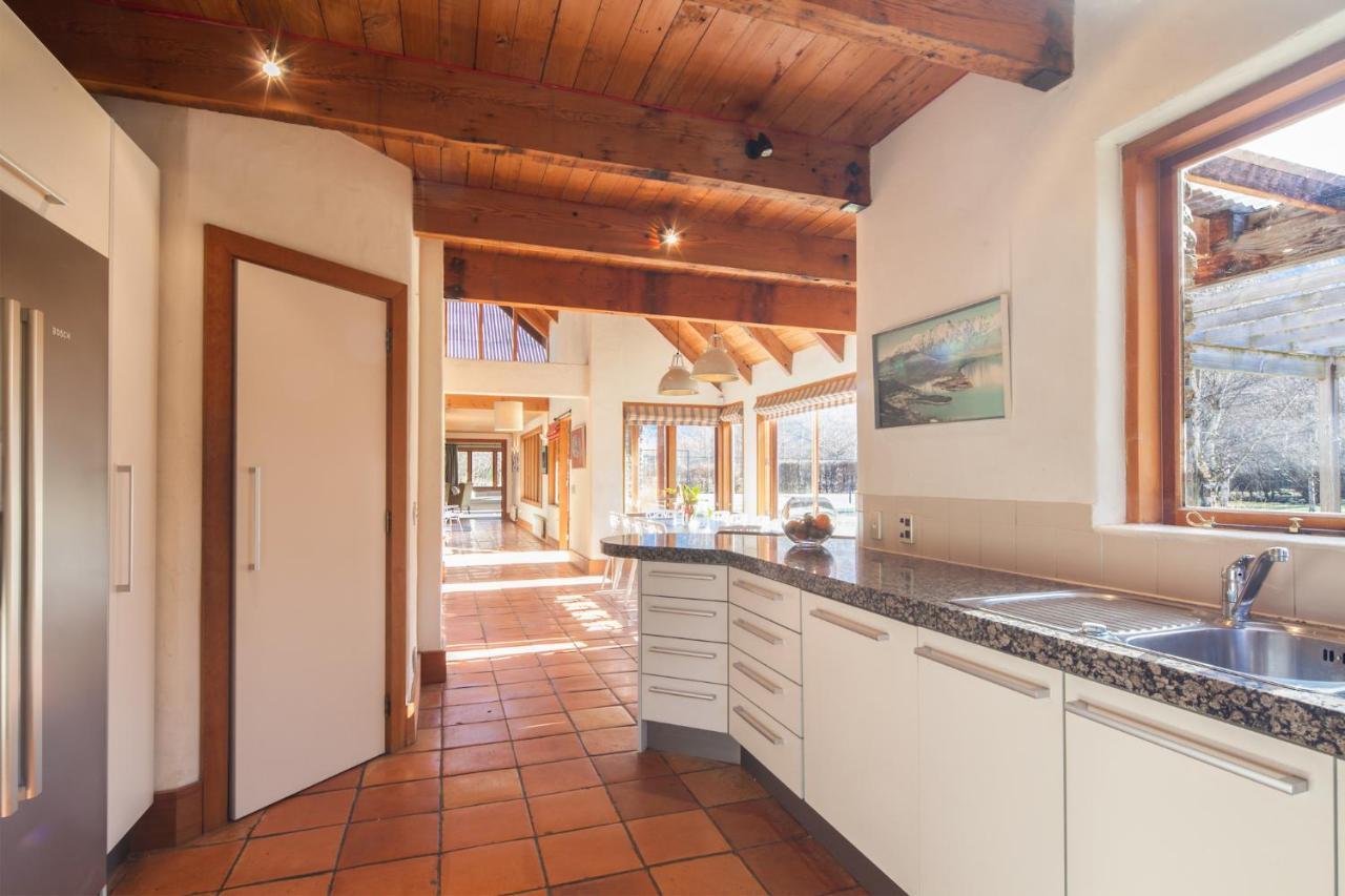 Wharenui Holiday Home By Majordomo Arrowtown Værelse billede
